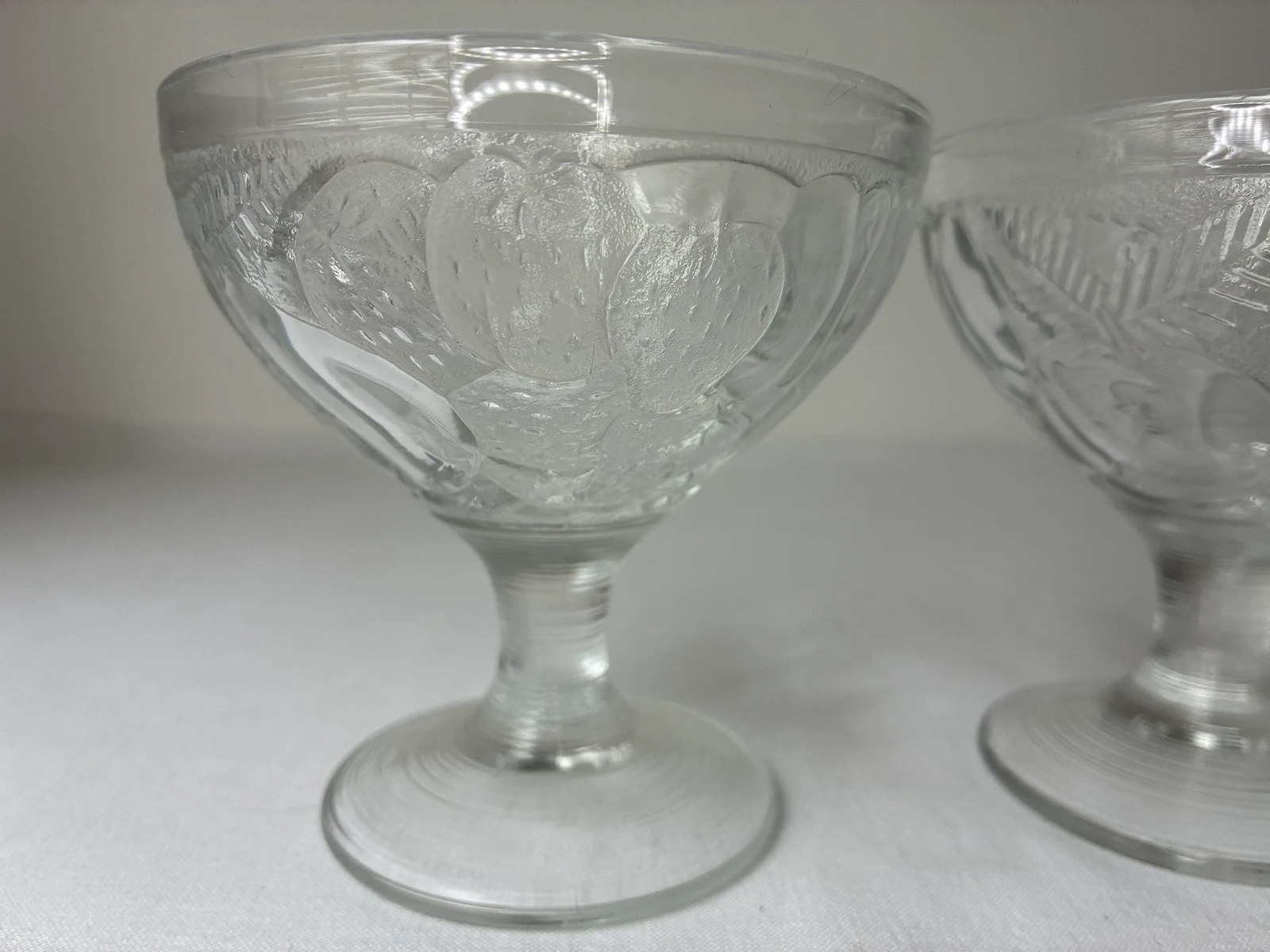 Lot de 2 coupes à glace / verres à dessert vintage en verre Luminarc France – photo 2